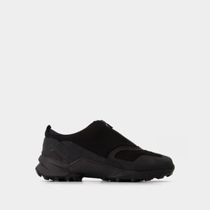 Zapatillas Swift R3 GTX en tejido negro