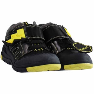 Pateadores trukka bolt botas negras clásicas para niños