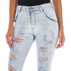 Pantalon Tejano Largo efecto gastado y roto 10DBF0803 mujer