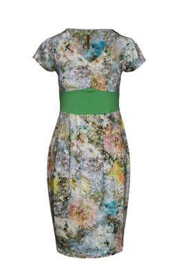 Vestido de estampado floral con mangas tipo cap sleeve