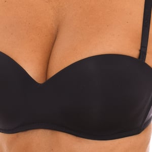 Sujetador push-up bandeau sin aros para mujer 007HF. Realce, soporte y un toque de elegancia.