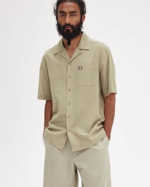 Camisa de Polo de Manga Corta con Cuello Reverso de Textura Ligera para Hombre Fred Perry
