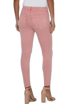 Vaqueros tobilleros en color rosa rubor con corte ajustado y bajo Abby