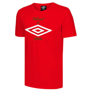 Umbro adaptado en la camiseta roja para hombre de Gales