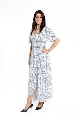 Vestido blanco de lunares