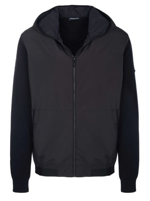 Traje chaqueta nacional
