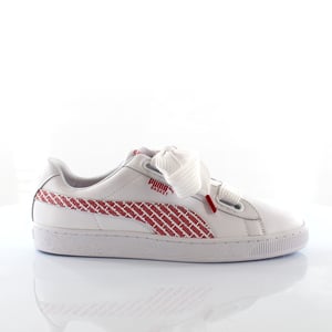 Puma Basket Heart Aop Womens White White Entrenadores