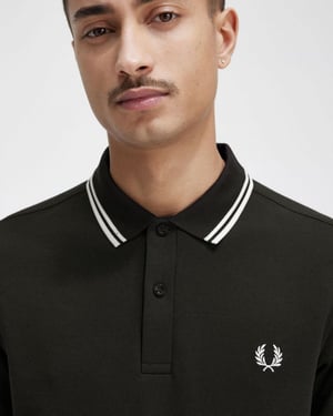 Polo de Hombre Fred Perry con Detalle Bicolor NOS