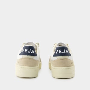 Zapatillas V-90 - Veja - Piel - Blanco Piedra