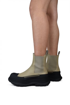 Alexander McQueen Botas Tread Slick Beige
