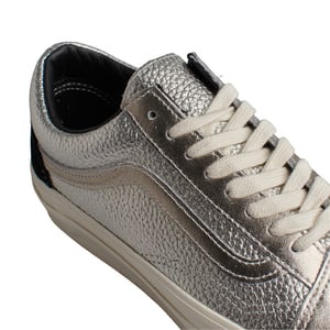 Zapatillas Old Skool 36 Lx Precious Medals Silver VN000CNGSLV1 para Hombre