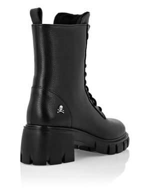 Botas