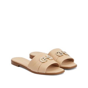 Sandalias de cuero Salvatore Ferragamo