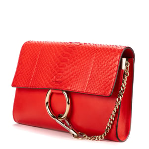 Chloe Faye Clutch  en Rojo Piel de becerro