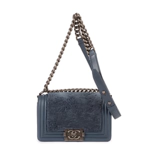 Chanel Boy Flap Crossbody Small en Azul Piel de becerro