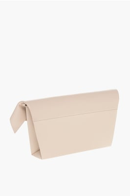 Clutch SNATCHED MM11 de piel saffiano con cierre de clip en rosa
