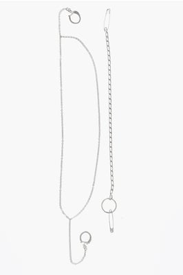 Alfileres MM6 con diseño de imperdibles y cadenas en plata