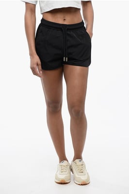 Shorts de nailon CRISPY con banda lateral de malla en negro