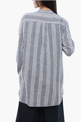 Camisa de algodón orgánico con cuello mao y rayas equilibradas en azul claro