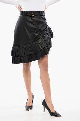 Minifalda asimétrica de cuero con cinturón con logotipo en negro