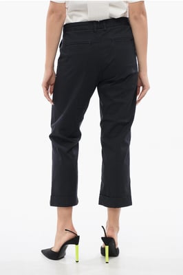 Pantalones chinos de corte corto de algodón elástico en azul