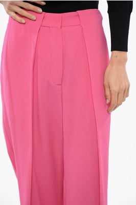 Pantalones de cintura alta y corte cónico en rosa