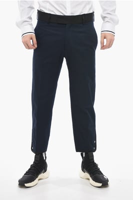 Pantalones TOM Slim Fit con bordes en contraste y botones en los tobillos en azul