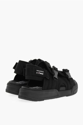 Sandalias de doble hebilla con calcetines de LI-NING en color negro