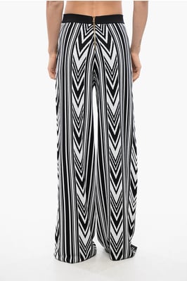 Pantalones anchos con estampado geométrico en blanco y negro