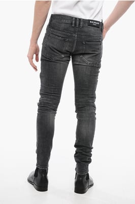 Vaqueros desgastados multibolsillos con detalles de cuero estilo biker, 1 en gris
