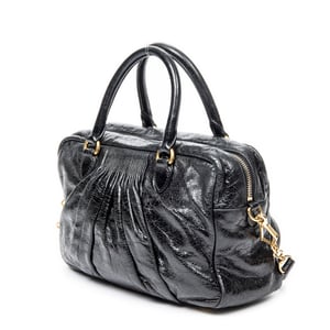 Miu Miu Mini Pleated Boston  en Negro Piel de becerro