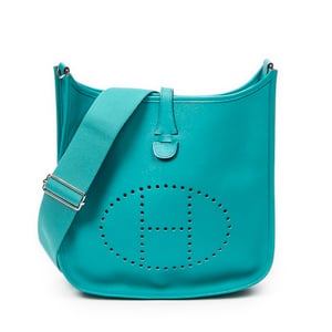 Hermès Evelyne III PM en Vert Jade Piel de becerro