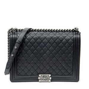 Chanel Large Boy  en Negro Piel de becerro