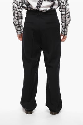 Pantalones holgados de corte relajado en negro