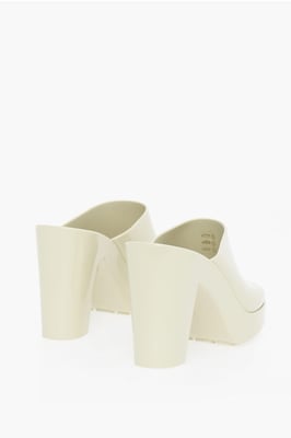 Sandalias de tacón GLEAM de goma de 10 cm en color blanco