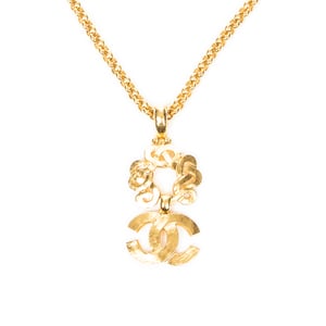 Chanel CC Pendant Chain Necklace  en Oro Acero inoxidable sin níquel