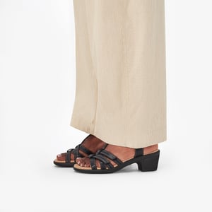 Sandalias de Cuero Negros Emily2 Rose