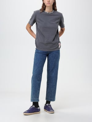 Camiseta con Cuello Adornado