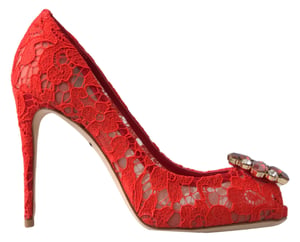 Zapatos de tacón alto de encaje con punta descubierta