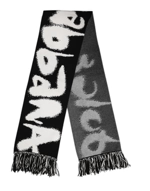 Bufanda con flecos estampada