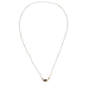 Collar de metal blanco