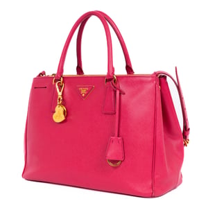 Prada Saffiano Lux Tote  en Pink Cuero de ternero