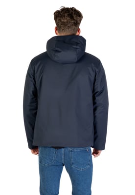 Chaqueta con capucha