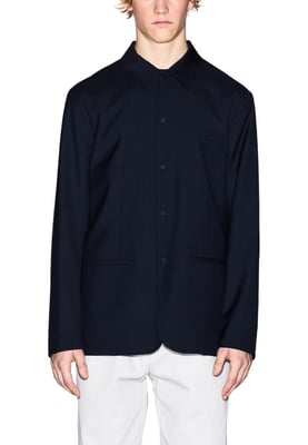 Chaqueta azul marino con cierre de botones