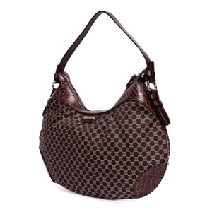 Celine Vintage Blason Hobo  en Brown Cuero de ternero
