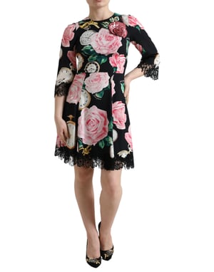 Vestido Mini Aline Rosa con Reloj de Bolsillo