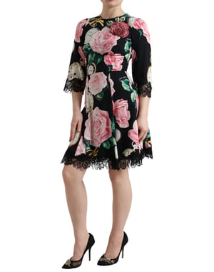 Vestido Mini Aline Rosa con Reloj de Bolsillo