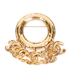 Chanel CC Brooch  en Oro Acero inoxidable sin níquel