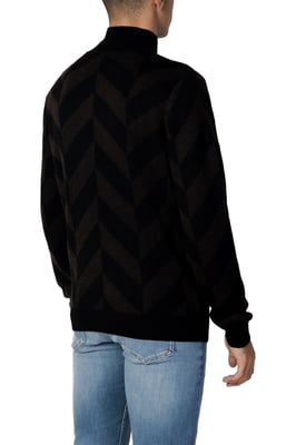 Suéter de Cuello Alto Chevron