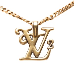 Collar de colgante cuadrado con logo de Nigo en oro dorado de segunda mano
